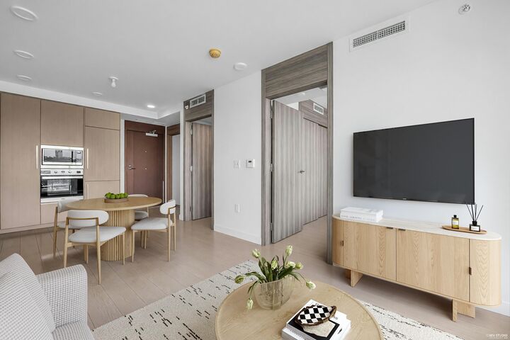 455 SW Marine Drive 1808 — photo 1