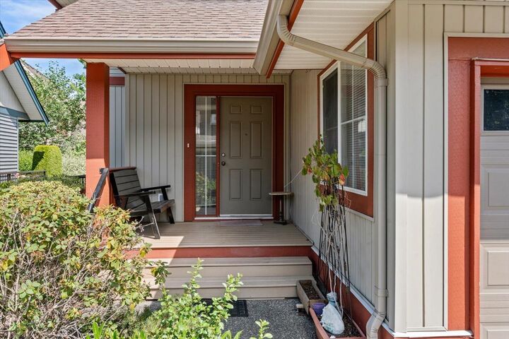 Property Photo: 45545 Tamihi Way 35 BC V2R 0G2