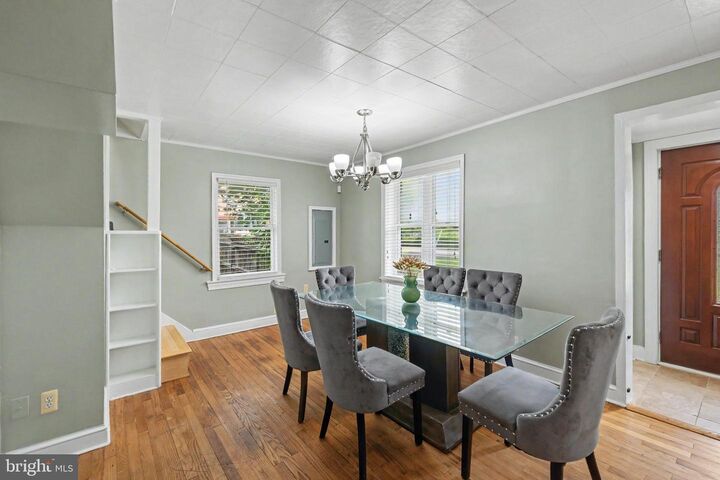 Property Photo:  8608 Woodlawn Court  VA 22309 