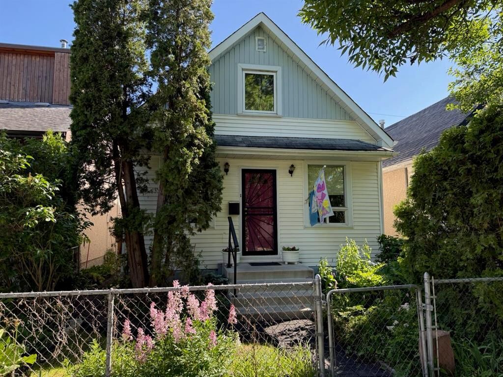 Property Photo:  958 Redwood Avenue  MB R2X 0X8 