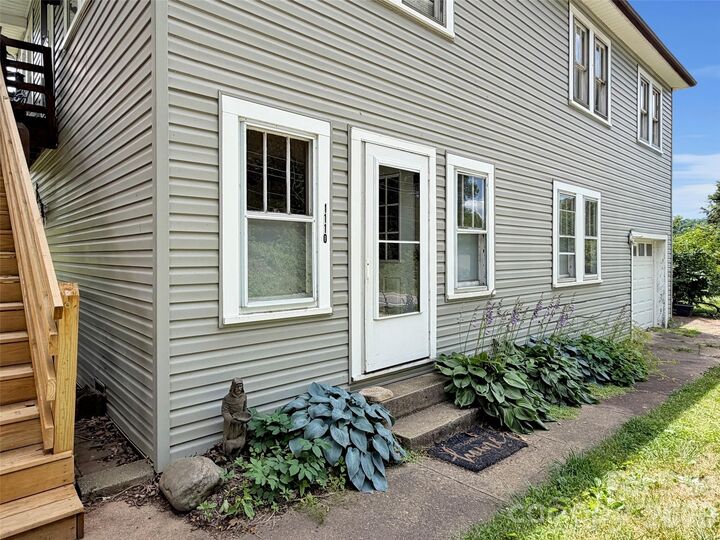 Property Photo:  1114 Old Clyde Road  NC 28721 