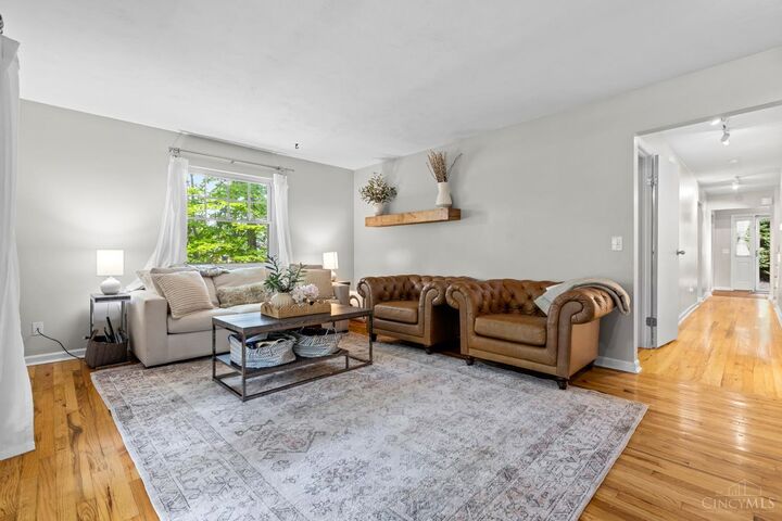 Property Photo:  1207 Isis Avenue  OH 45208 
