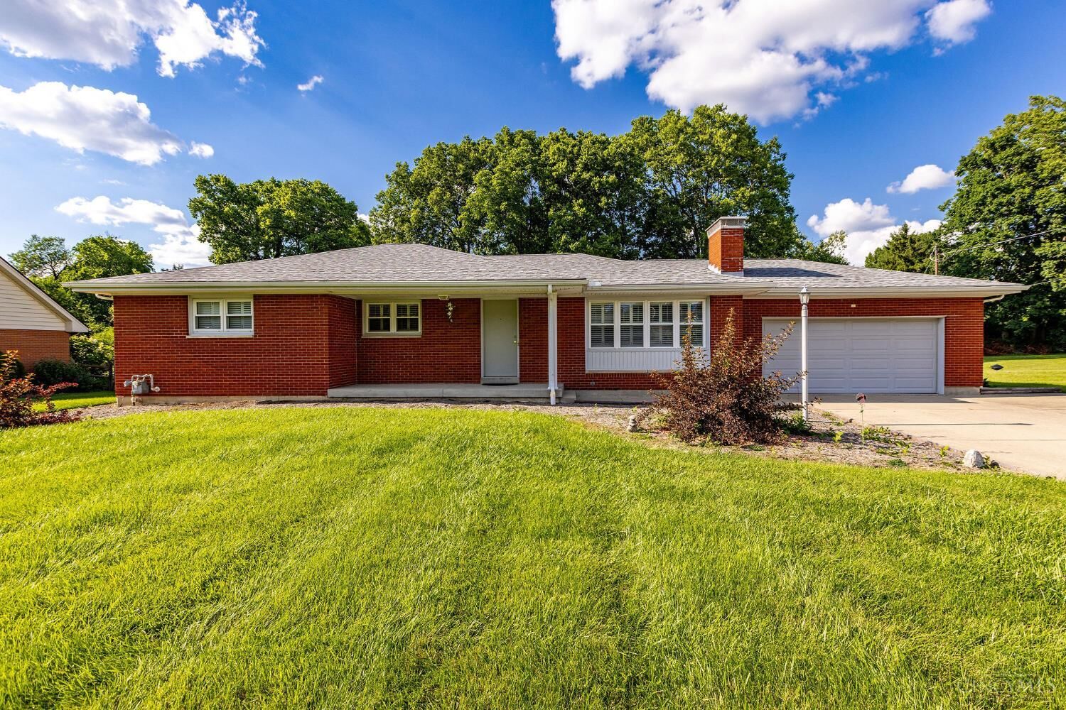 Property Photo: 2086 Rolling Hills Boulevard OH 45014