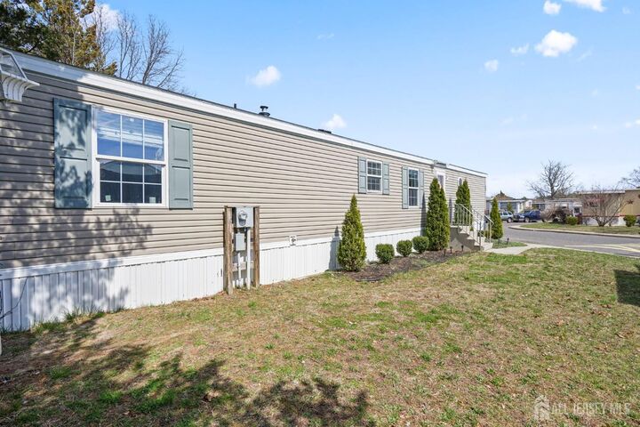 Property Photo:  813 North Street  NJ 2260 