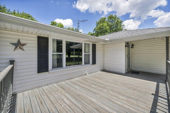 Property Photo:  2056 Lehner Avenue  OH 43302 