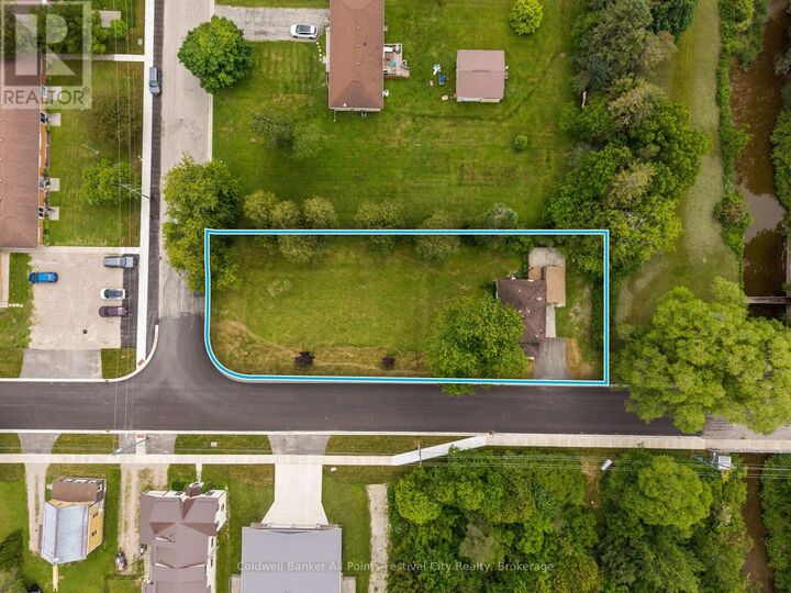 Property Photo: 604 Gough Street ON N0G 2H0