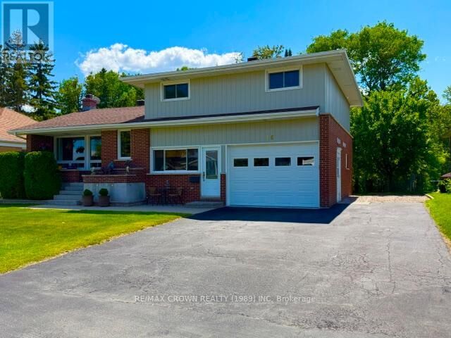 Property Photo:  16 Kimberly Drive  ON P5N 1L5 