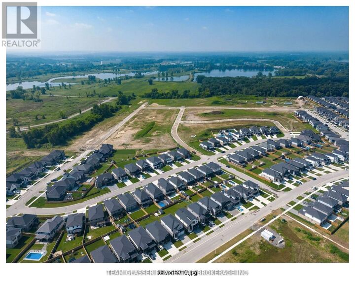 Property Photo:  70 Benner Boulevard  ON N0L 1R0 