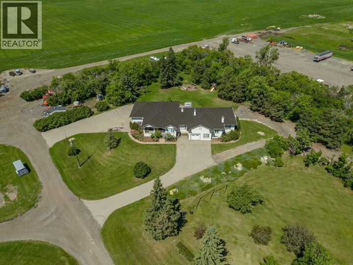 Property Photo:  262035 Range Road 282  AB T4A 0P7 