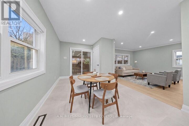 Property Photo:  50 Putman Avenue  ON K1M 1Z3 