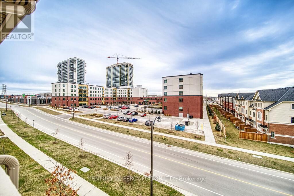 Property Photo:  80 Sarita Path 125  ON L1L 0K7 