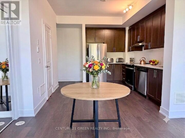 Property Photo:  9560 Islington Avenue L115  ON L4H 4Z5 