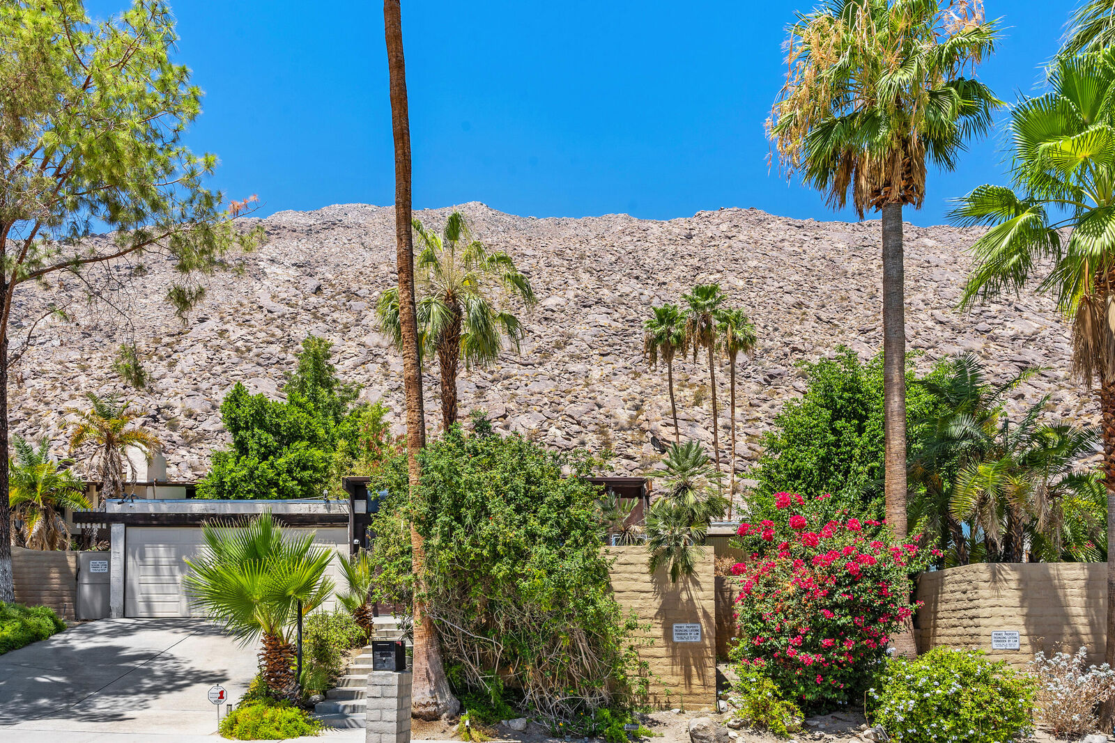 Property Photo:  597 S La Mirada Road  CA 92264 