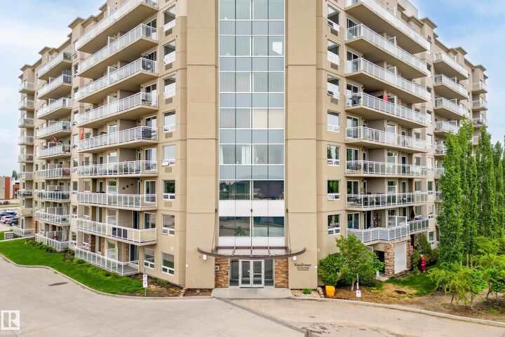 Property Photo: 33 Fifth Avenue 612 AB T7X 2C5