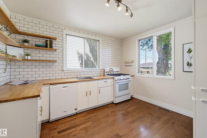 Property Photo: 11619 122 Street NW AB T5M 0B6