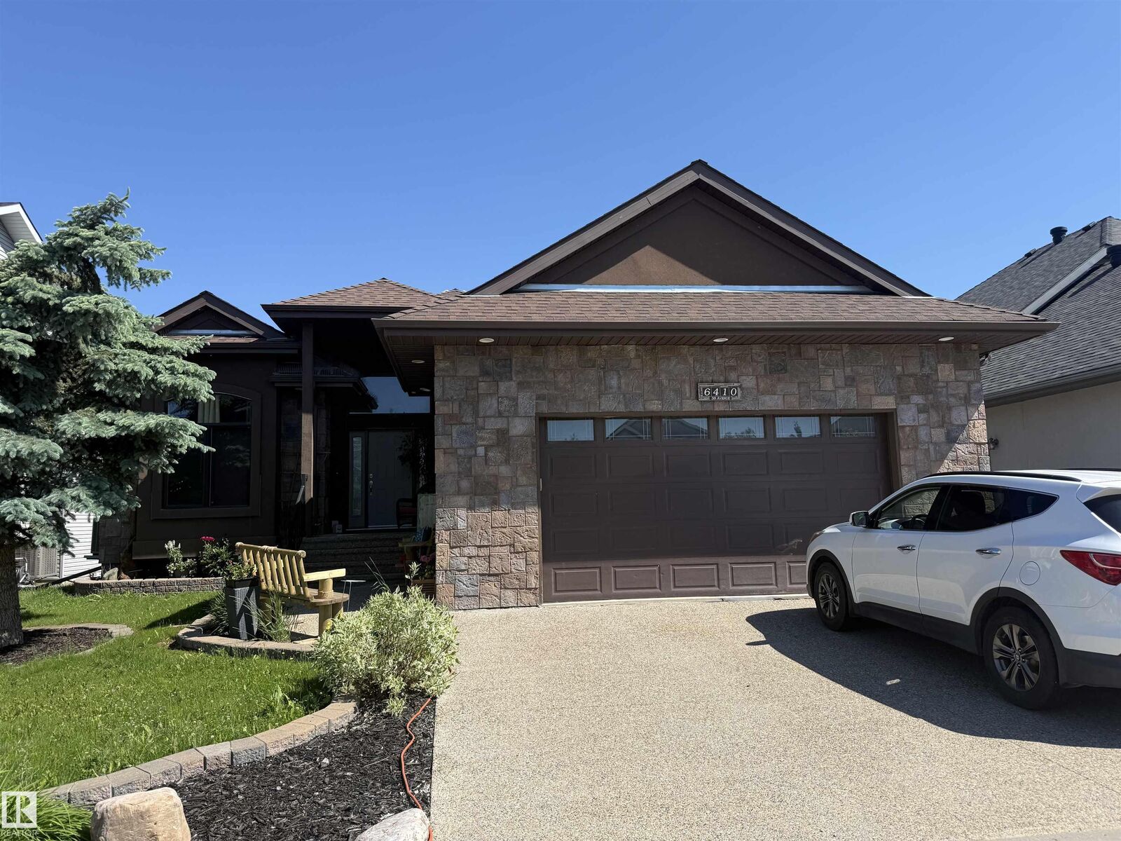 Property Photo:  6410 38 Avenue  AB T4X 0G4 