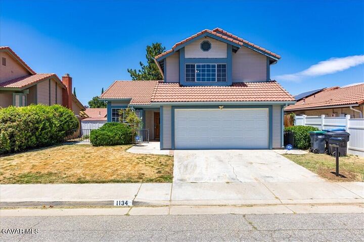Property Photo:  1134 Elm Street  CA 93561 