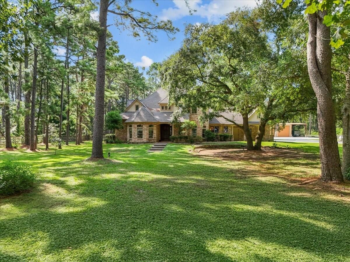 Property Photo:  7306 Live Oak Circle  TX 77511 