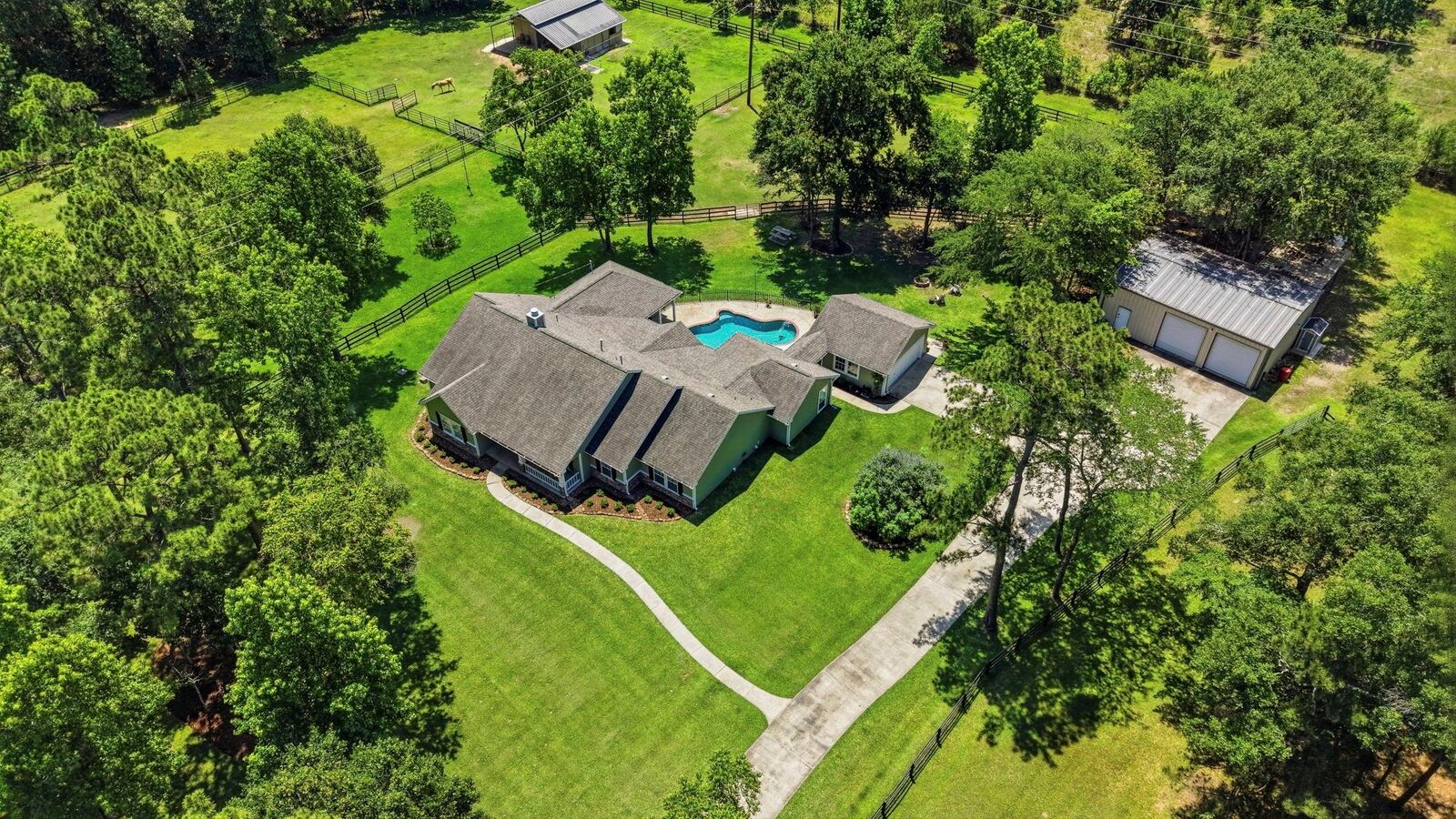 Property Photo:  16903 Mustang Trail Drive  TX 77355 