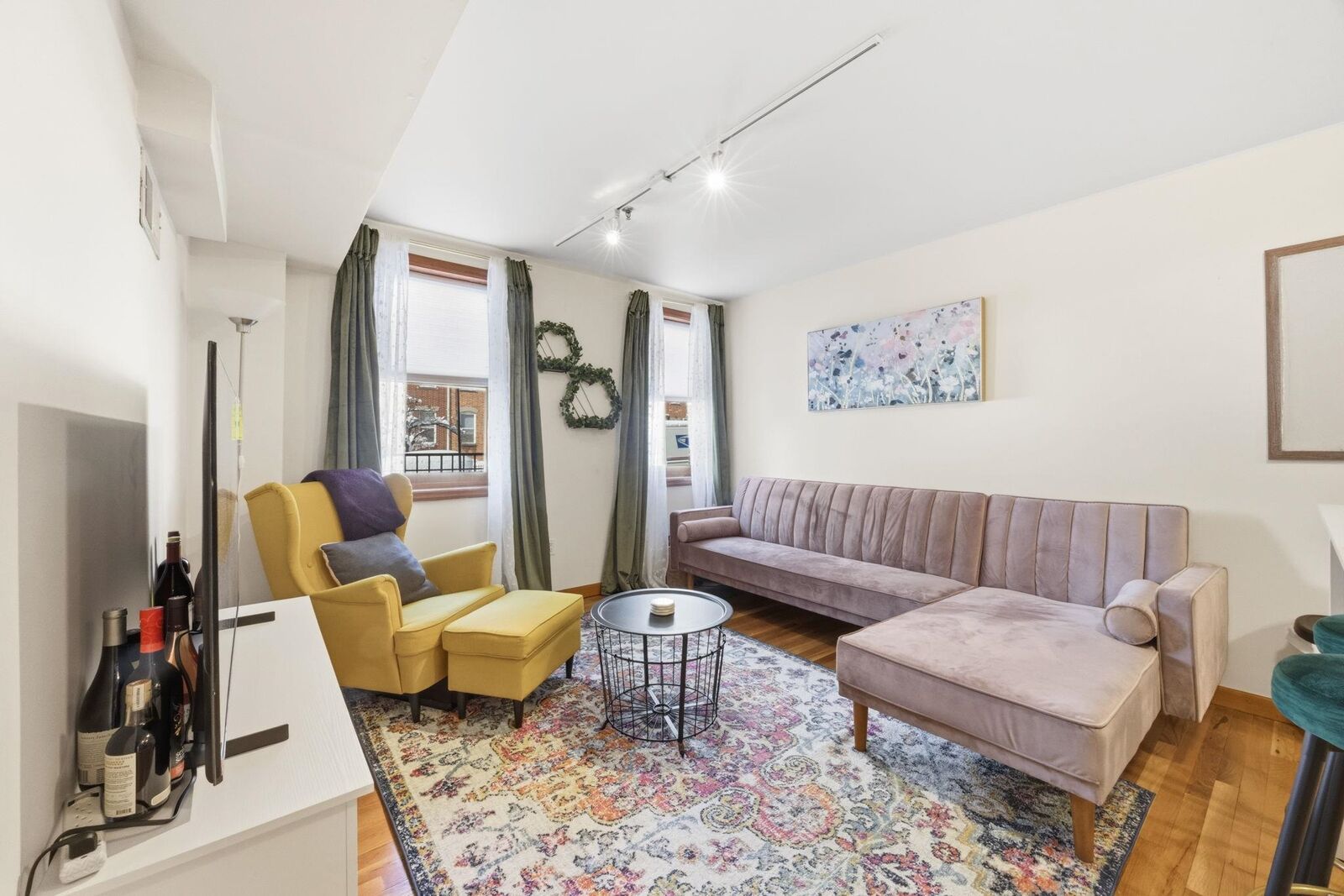 Property Photo:  180 Washington St 2  NJ 07302 