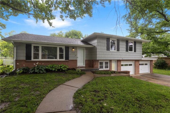 Property Photo:  2907 Beck Road  MO 64506 