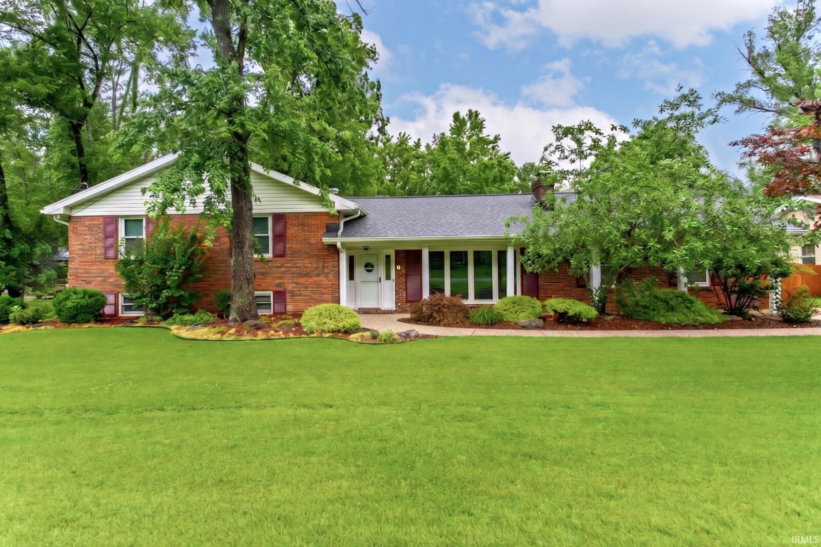 Property Photo:  12 Caranza Drive  IN 47710 