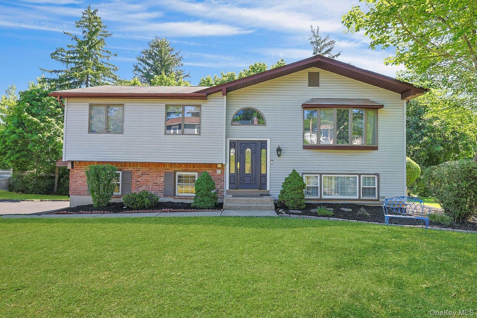 Property Photo:  168 Orchid Drive  NY 10965 