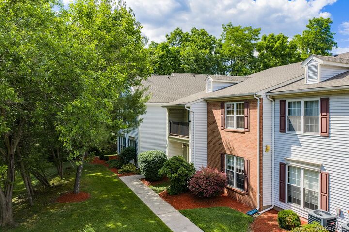 Property Photo:  111 Cartwheel Court 28  NY 10992 