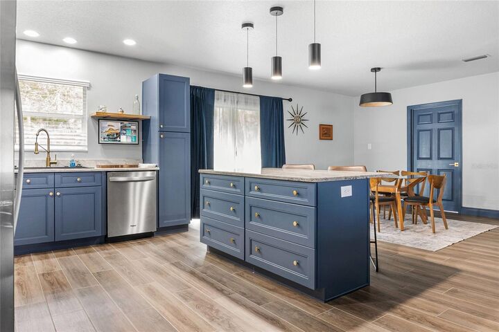 Property Photo: 3761 N Hiawatha Ter FL 34428