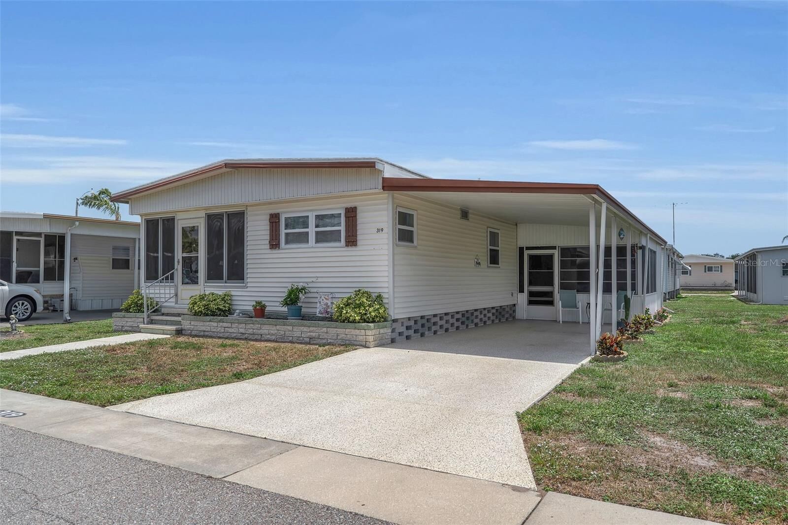 Property Photo:  5619 Bayshore Road 319  FL 34221 