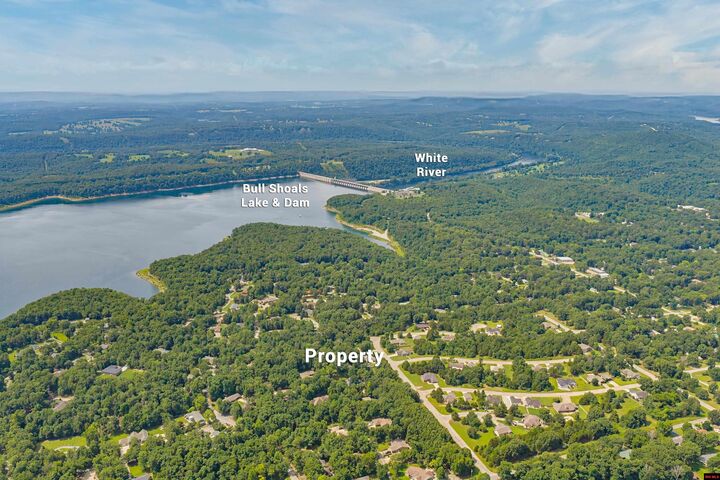 Property Photo:  127 Kingwood Circle  AR 72619 