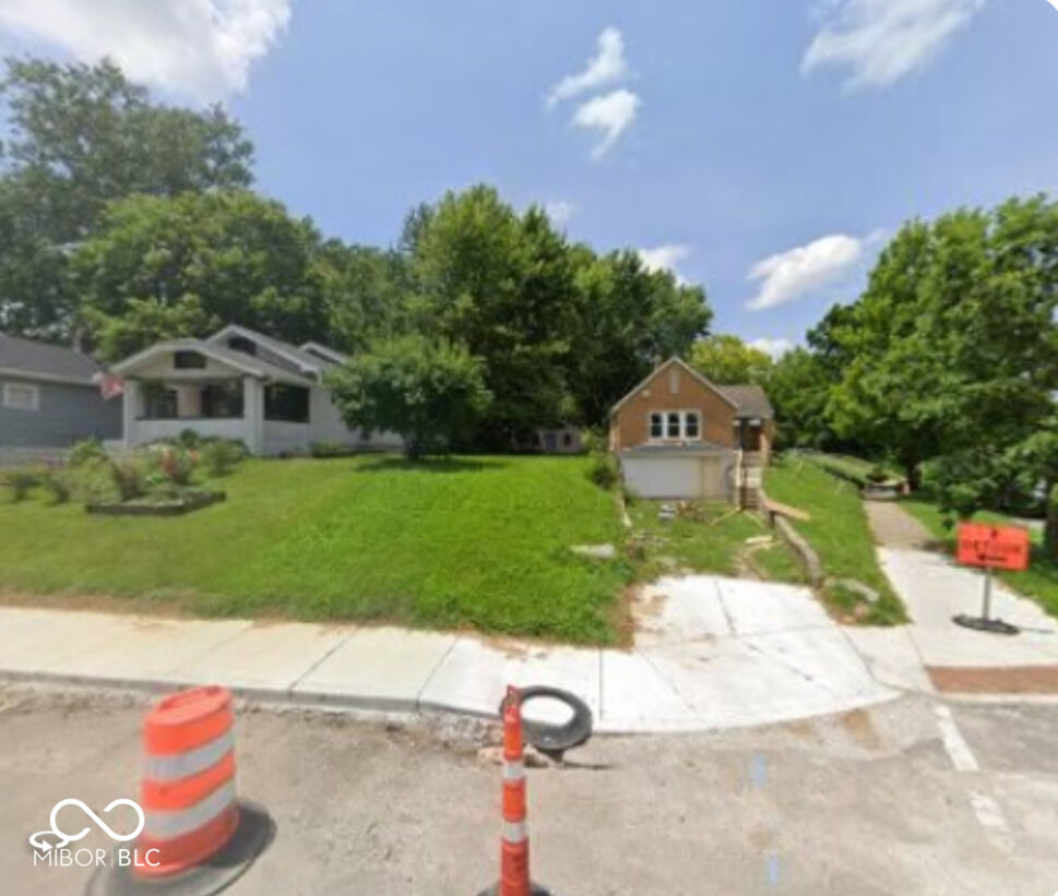 Property Photo:  1324 N Tacoma Avenue  IN 46201 