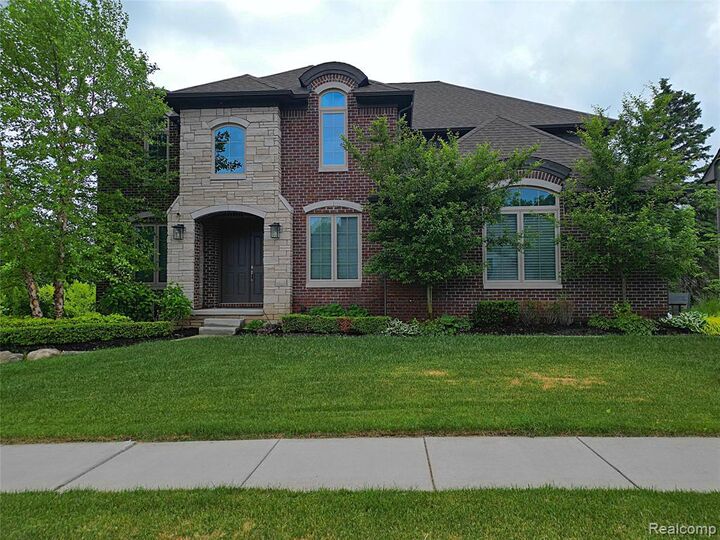 Property Photo: 4966 Park Manor Drive MI 48098 2230