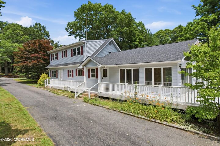 Property Photo:  365 Stagecoach Road  NJ 08510 