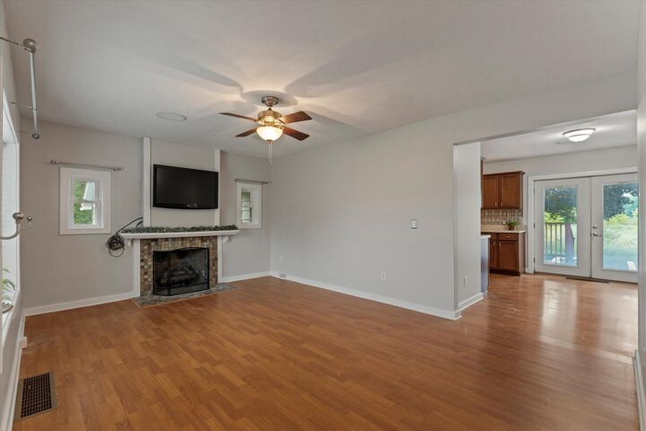 Property Photo: 122 Silsbee Street MI 49120