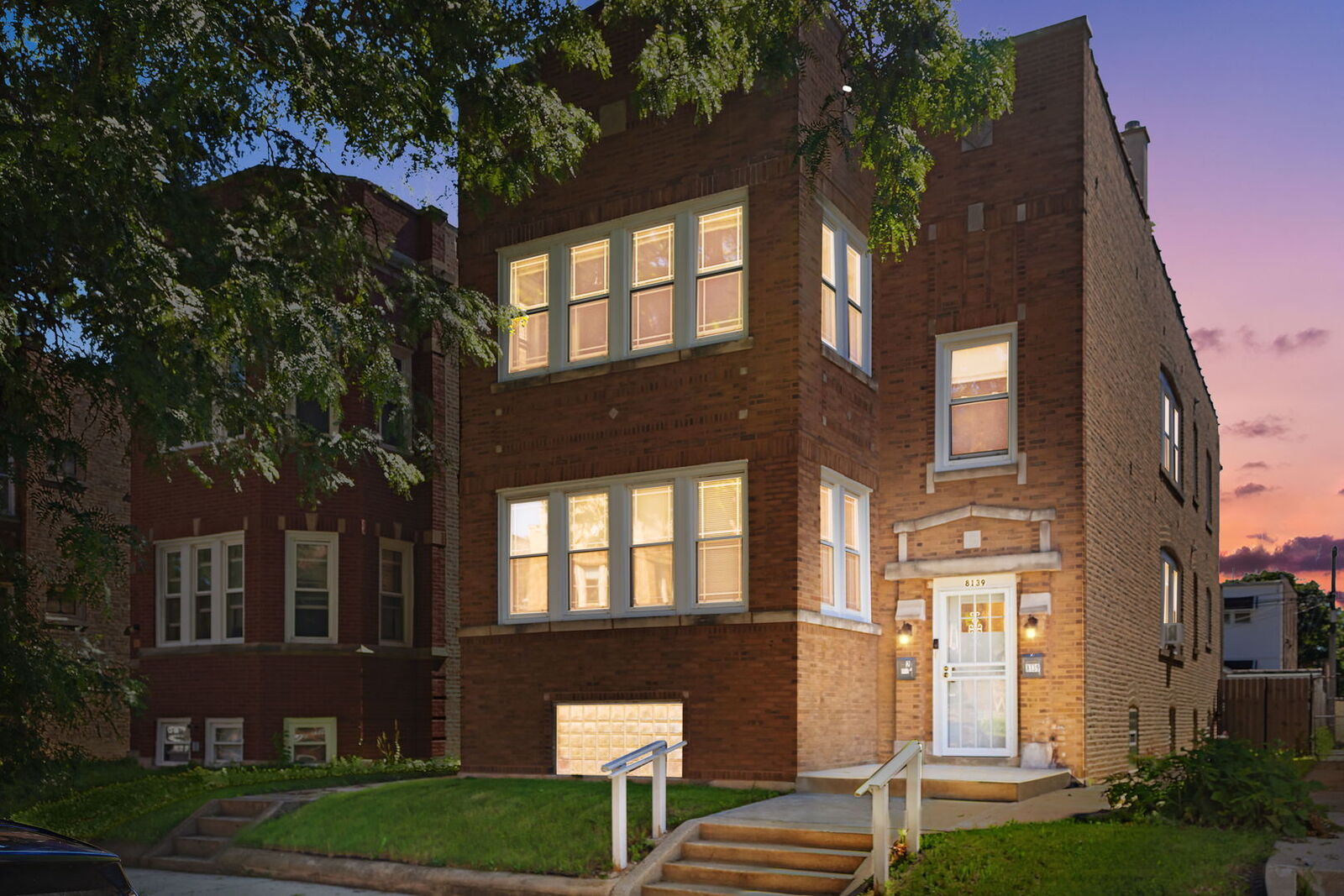 Property Photo:  8139 S Sangamon Street 2  IL 60620 