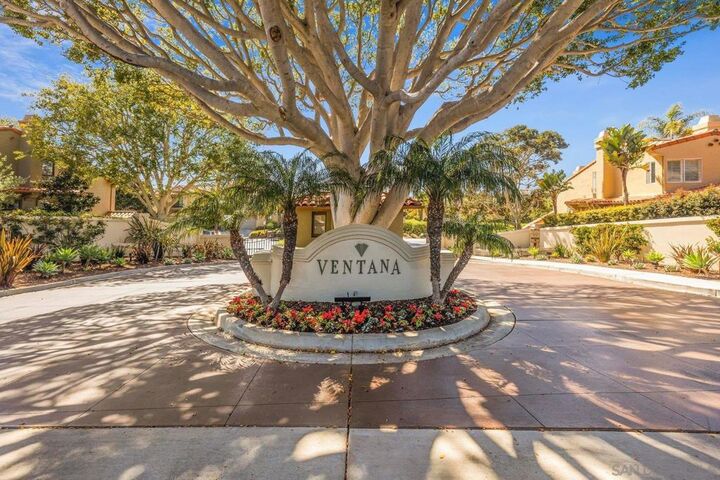 Property Photo: 5750 Caminito Empresa CA 92037