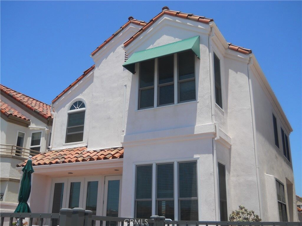 Property Photo: 3172 Portofino Circle CA 92649