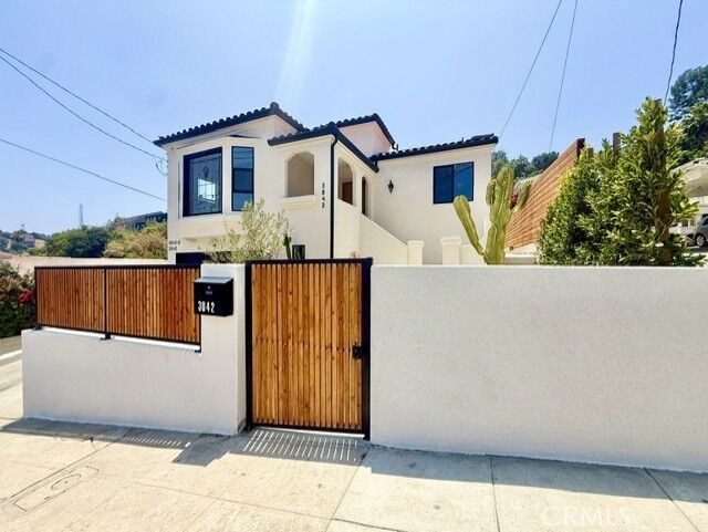 Property Photo: 3842 Woolwine Drive 3842A CA 90063