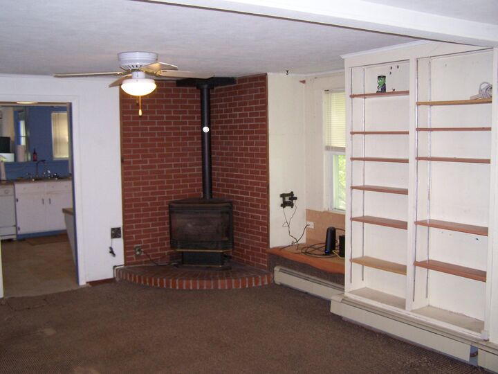 Property Photo:  83 Elmwood Road  ME 04210 