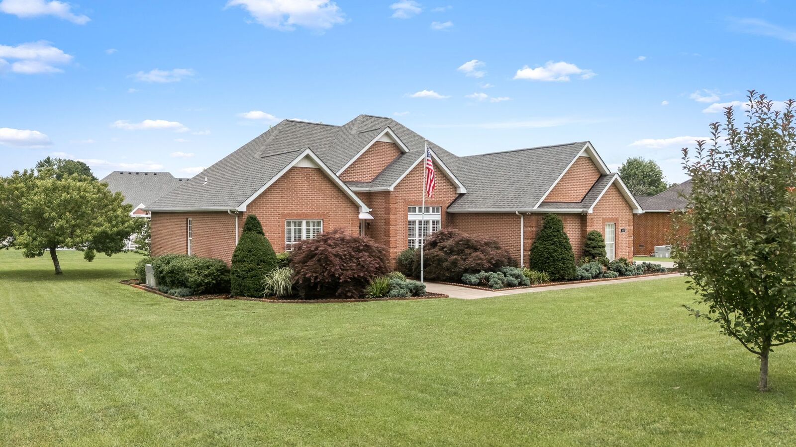 Property Photo: 407 Ovoca Lake Road TN 37388