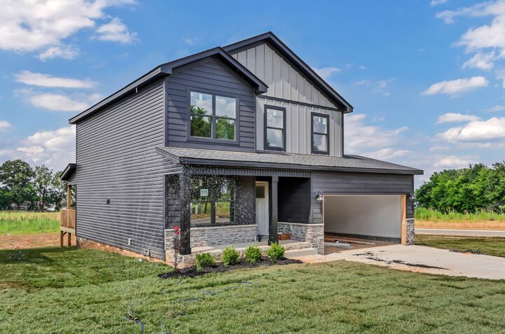 Property Photo:  2812 Brewster Dr  TN 37042 
