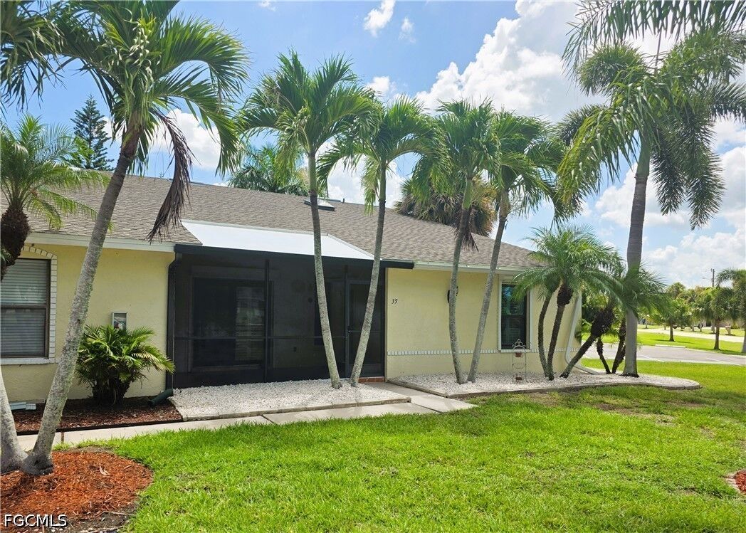 Property Photo:  1417 SW 51st Lane 35  FL 33914 