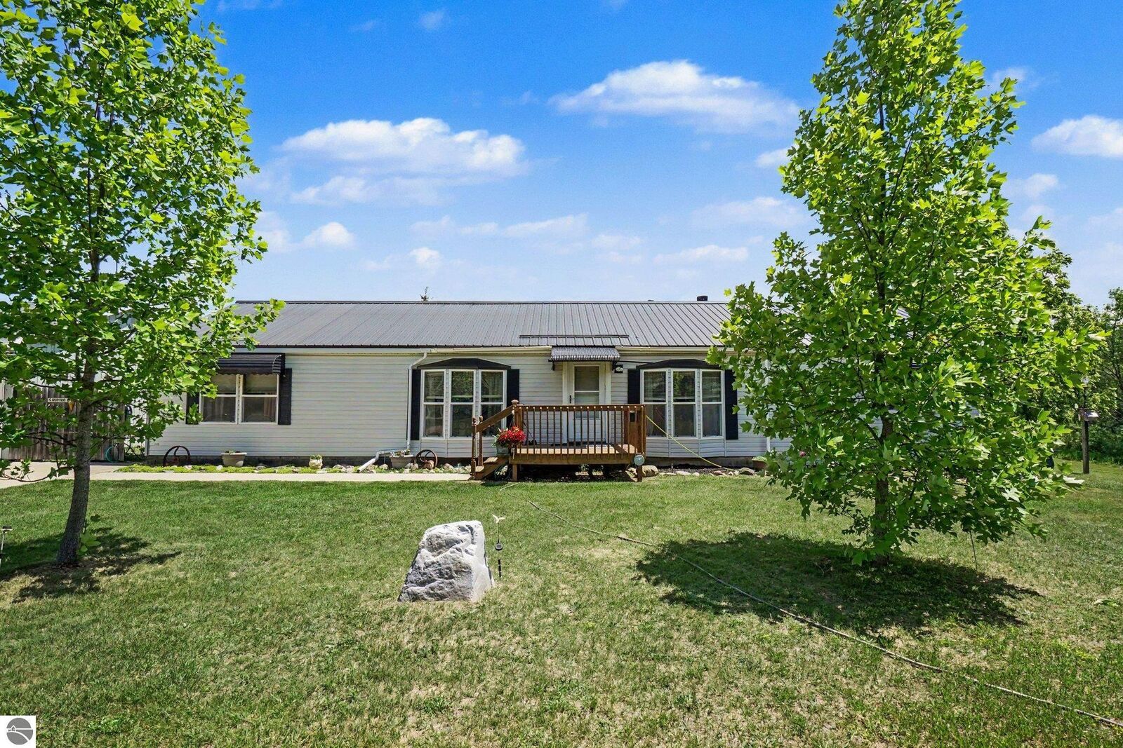 Property Photo:  9145 Lydell Road  MI 48622 