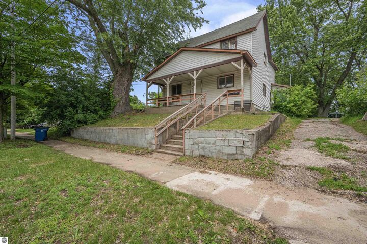 Property Photo:  411 S Simons Street  MI 49601 