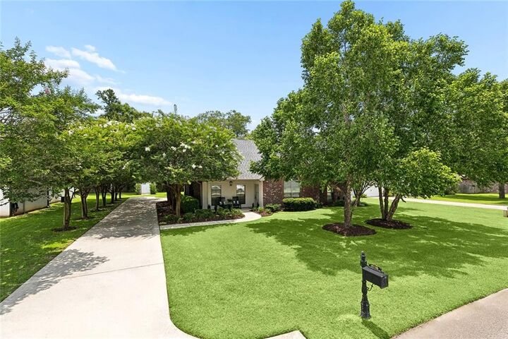 Property Photo:  15316 S Tiger Loop  LA 70454 