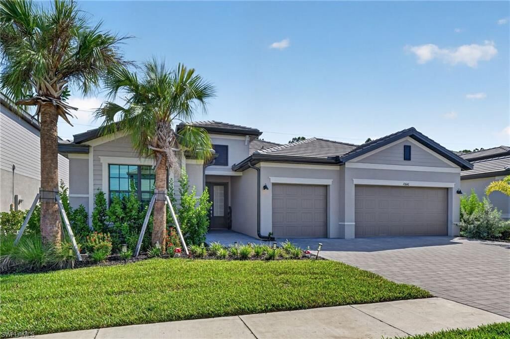 Property Photo:  10646 Timber Creek Dr  FL 33913 
