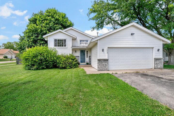 Property Photo: 16467 Godson Drive MN 55044