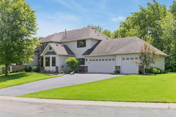 Property Photo:  16560 Lake Ridge Drive  MN 55311 