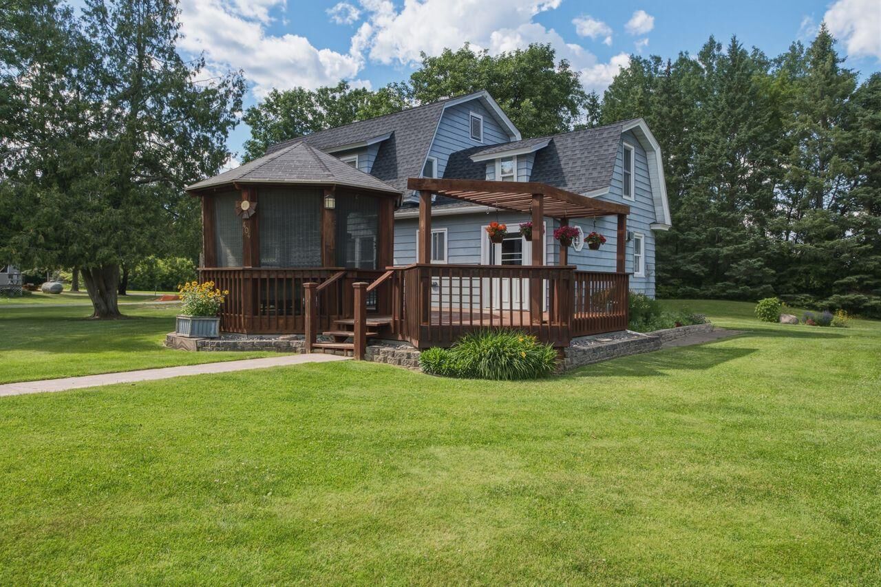 Property Photo:  404 N 3rd Avenue  MN 56469 